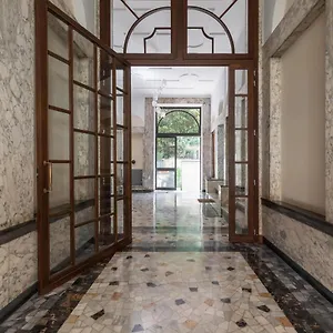 Apartment Minerva - 2 Bedrooms Two Steps From, Milan